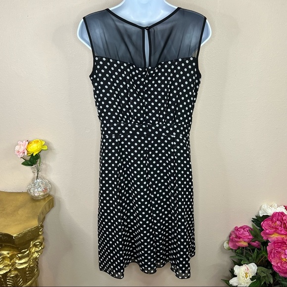 10 Enfocus Studio Black & White Polka Dot Sleeveless Dress Medium Cocktail Event - Picture 9 of 9